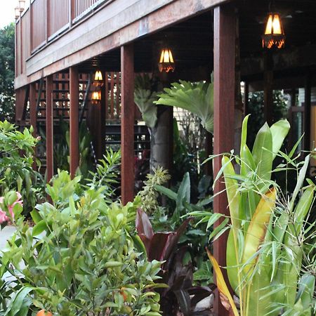 Five 3 Five Aparthotel Urangan Luaran gambar