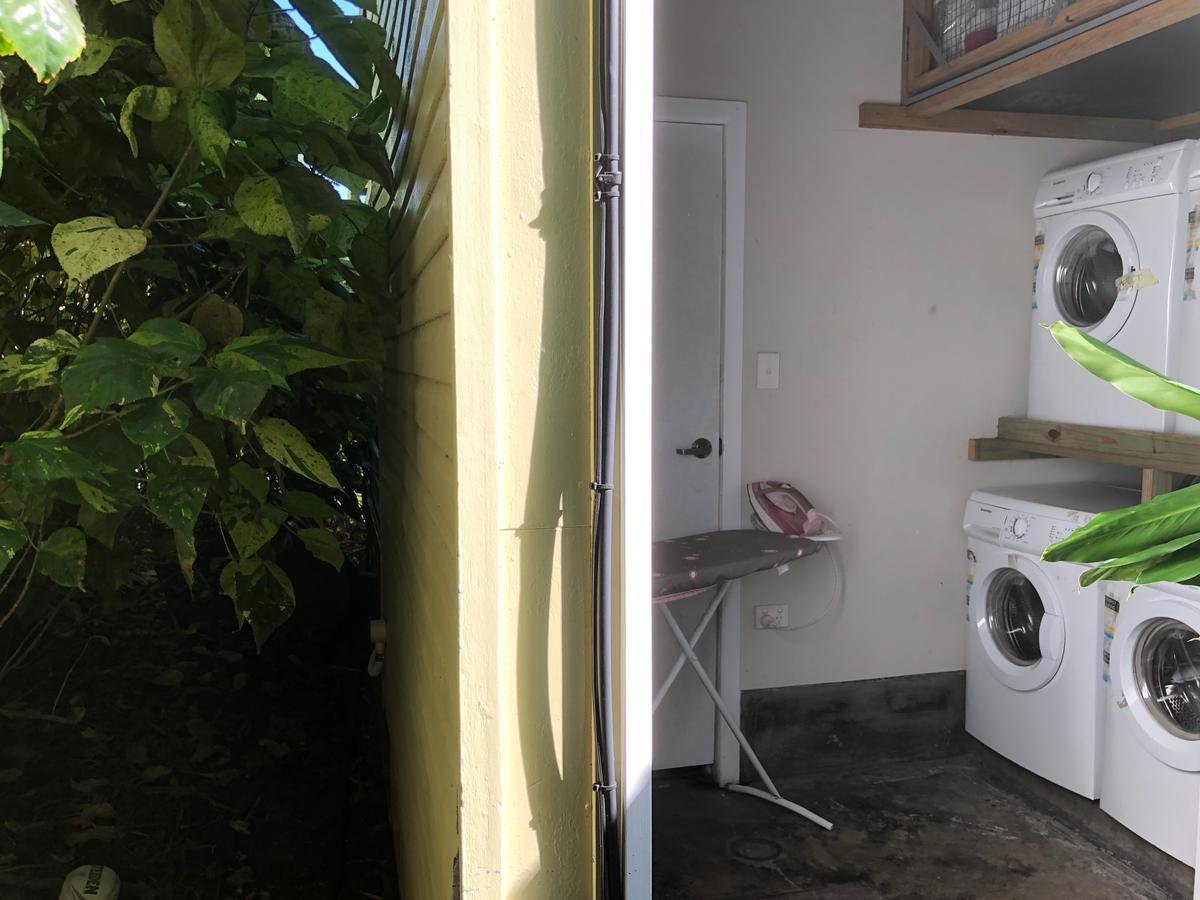 Five 3 Five Aparthotel Urangan Luaran gambar