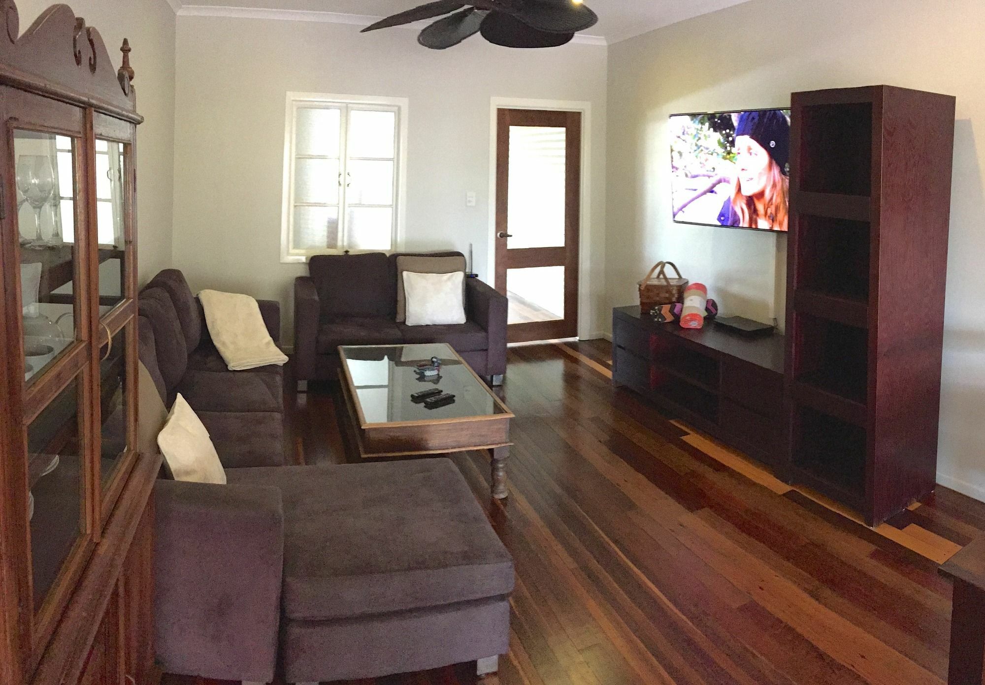 Five 3 Five Aparthotel Urangan Luaran gambar