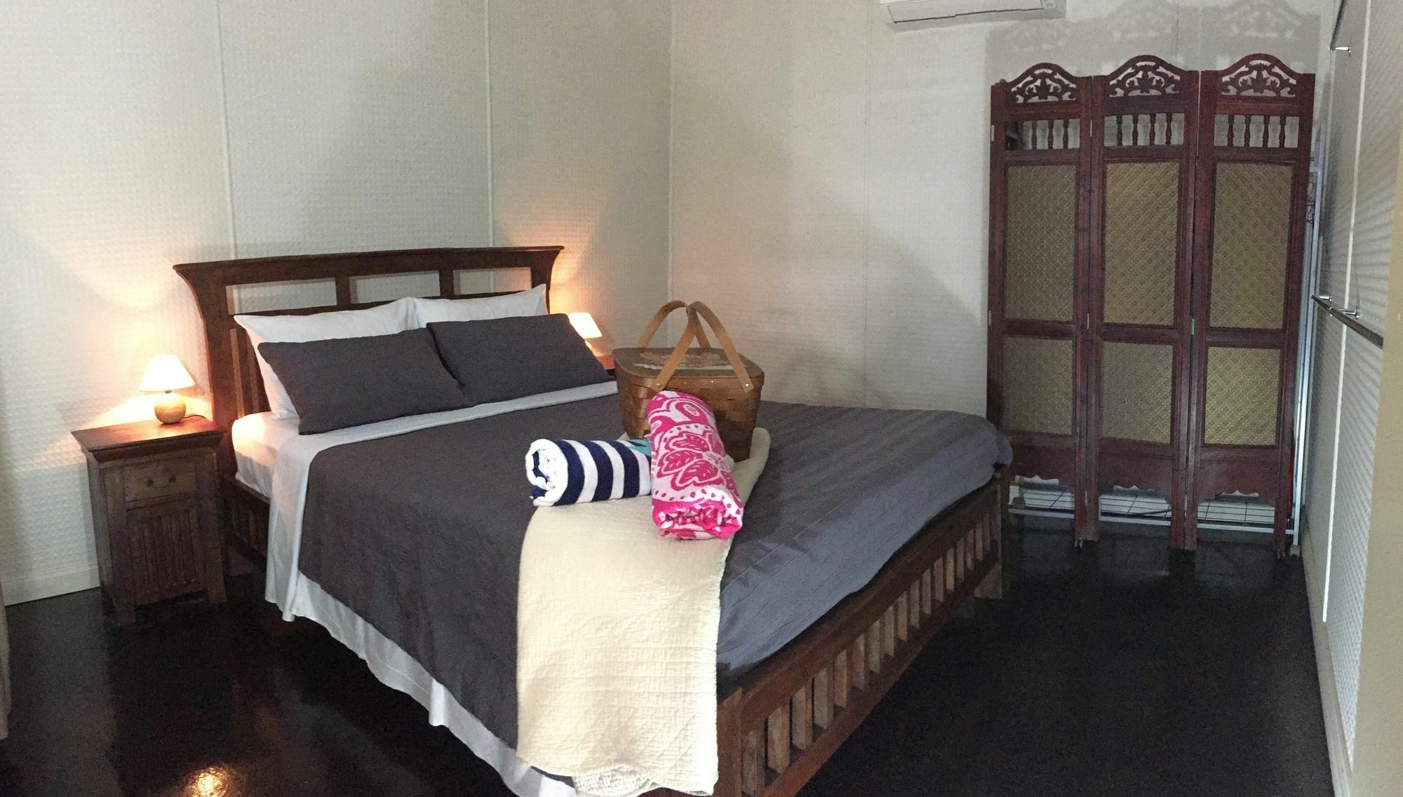 Five 3 Five Aparthotel Urangan Luaran gambar