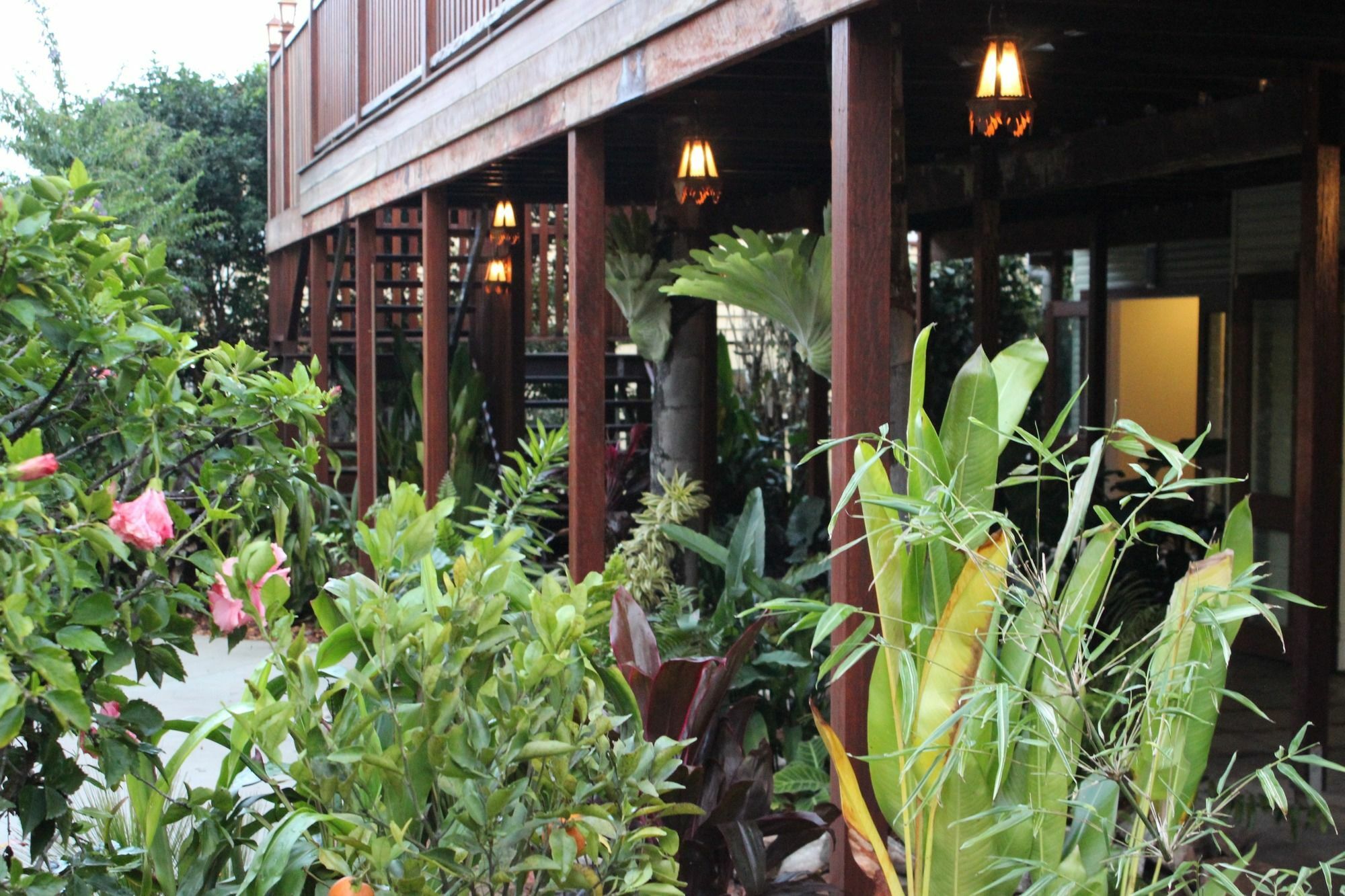 Five 3 Five Aparthotel Urangan Luaran gambar